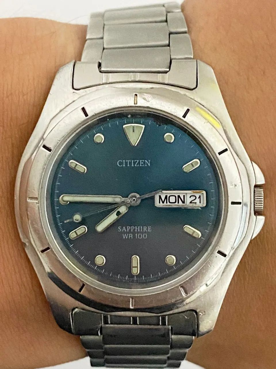 Relógio Citizen Sapphire quartz.