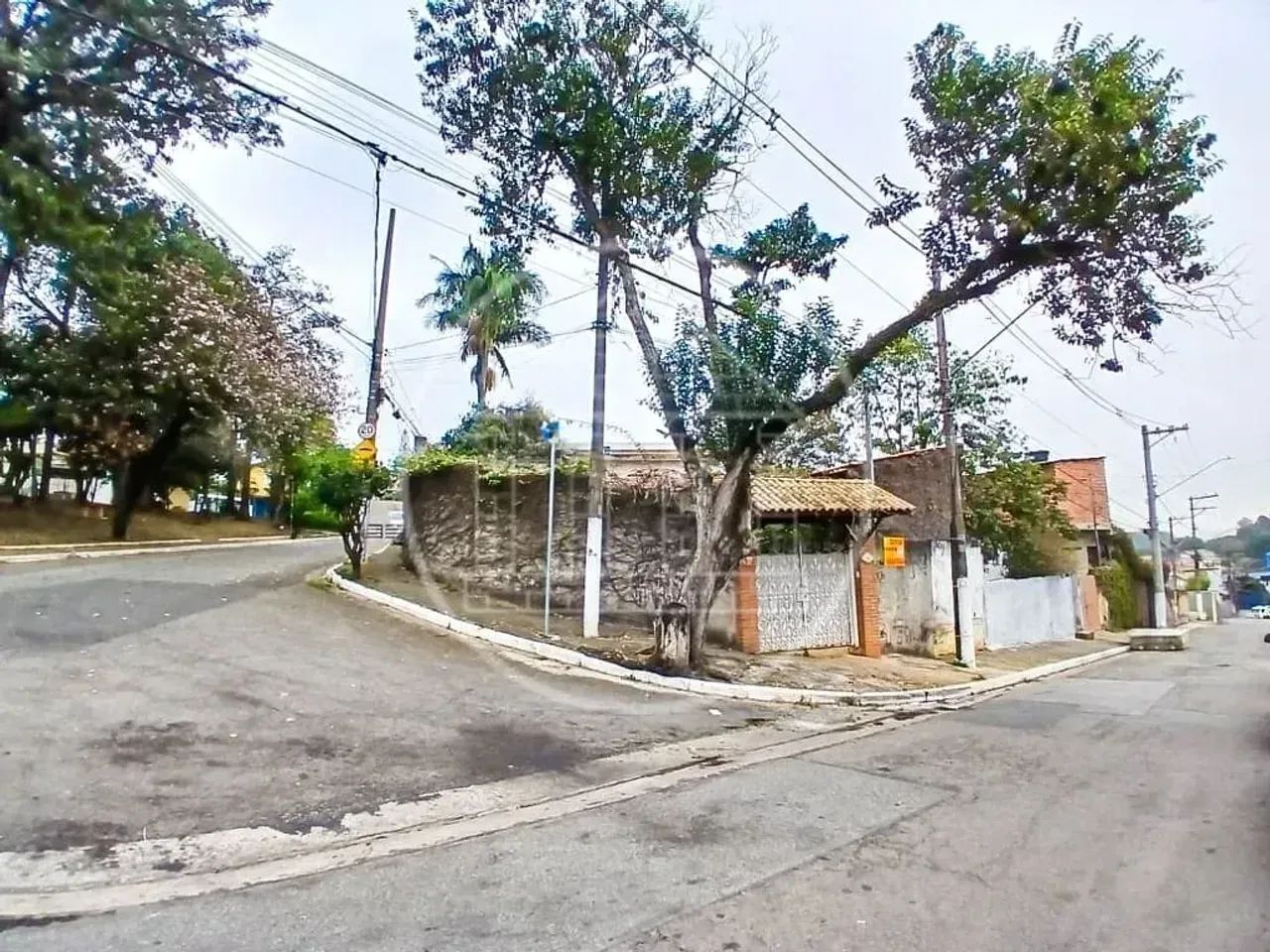 Terreno à venda em Rio Bonito
