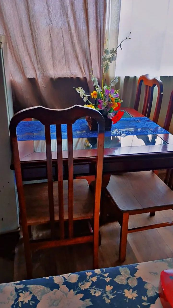 Mesa com 3 cadeira - Foto 2