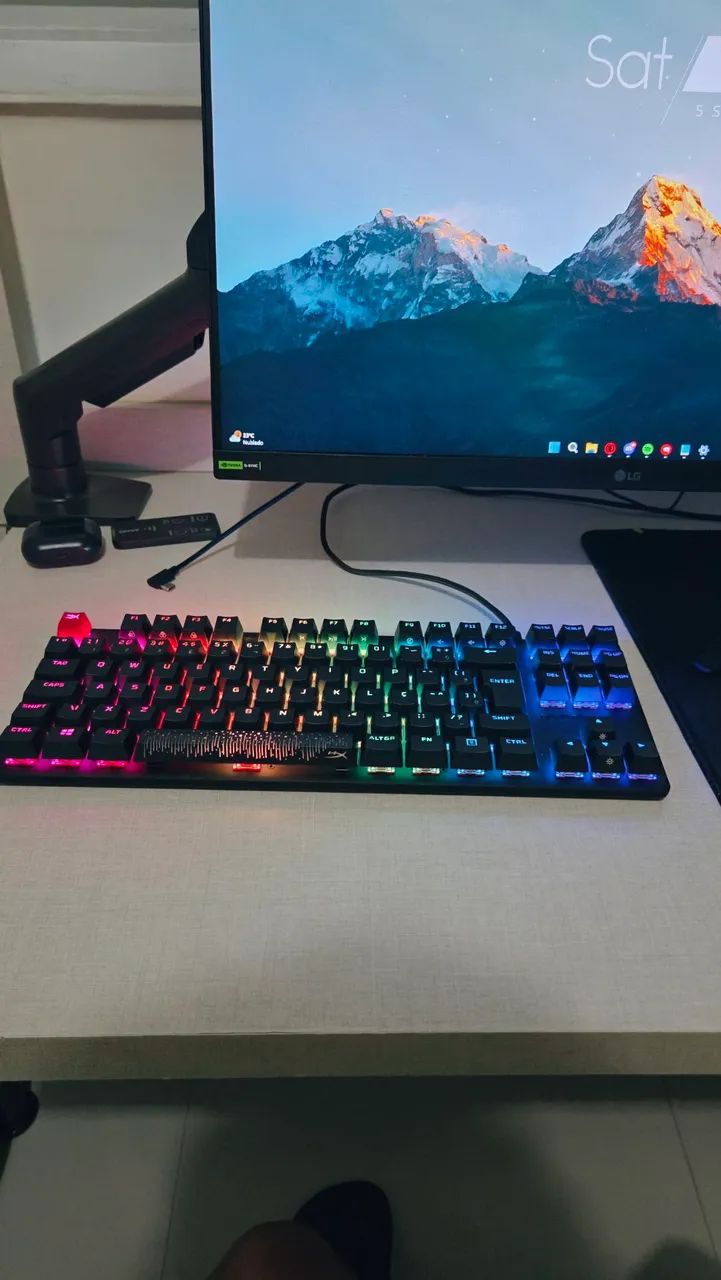 Teclado hyperx alloy origins 75%