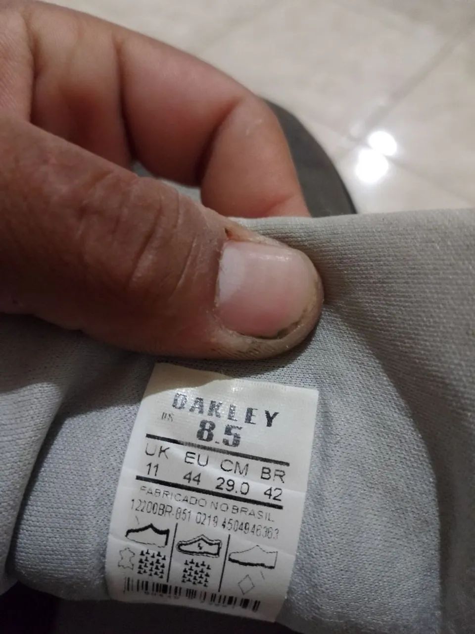 vendo botinha da Oakley original - Foto 3
