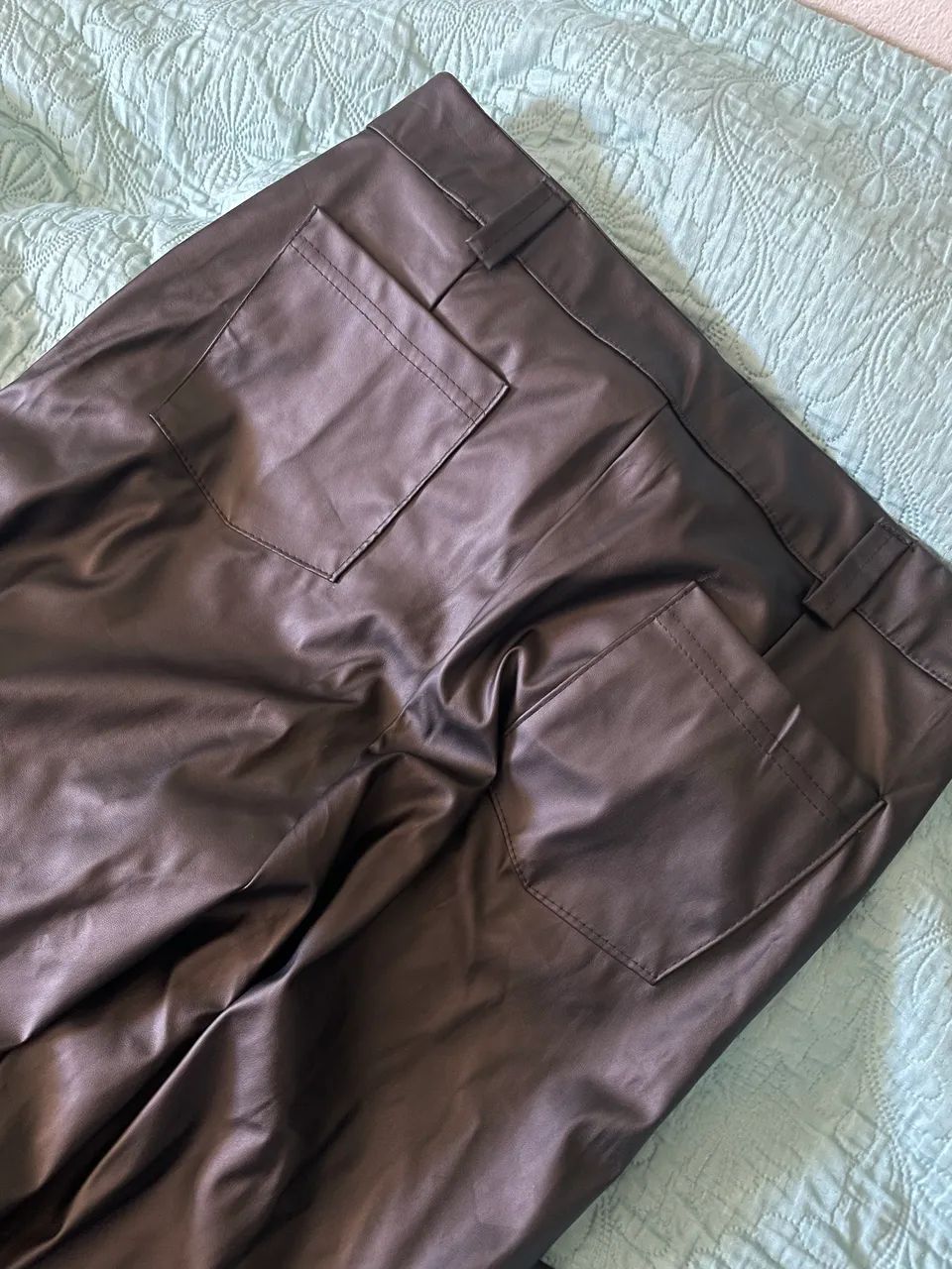calça de courino - Foto 3