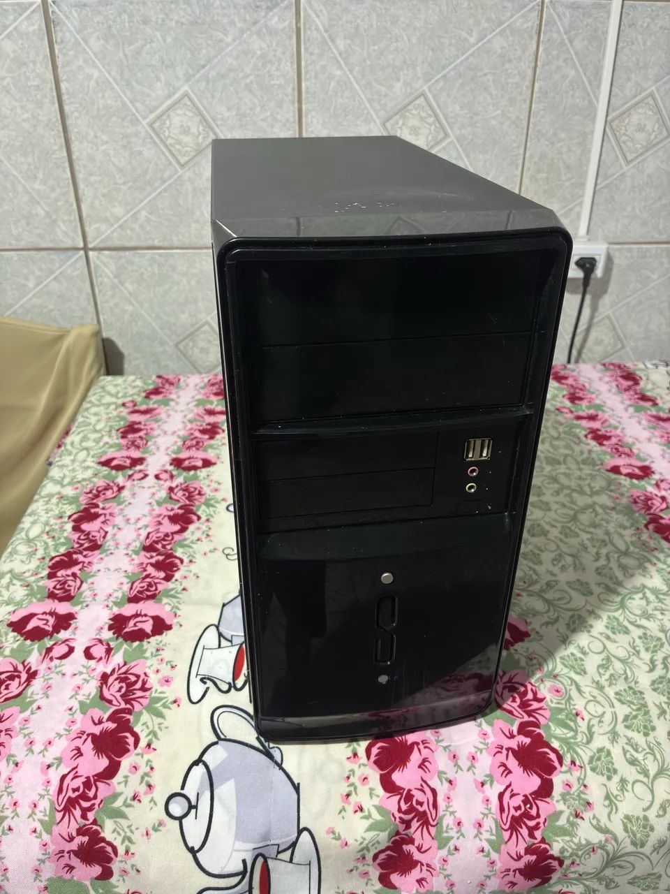 Vende computador i3 4 geração 4 gb de ram  com hd 250 gb fonte 350 w  - Foto 3