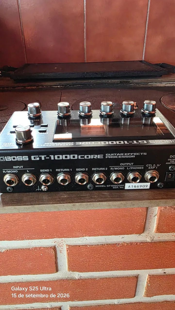 Boss GT-1000 Core - Excelente estado ( Com Fonte Original) - Foto 2