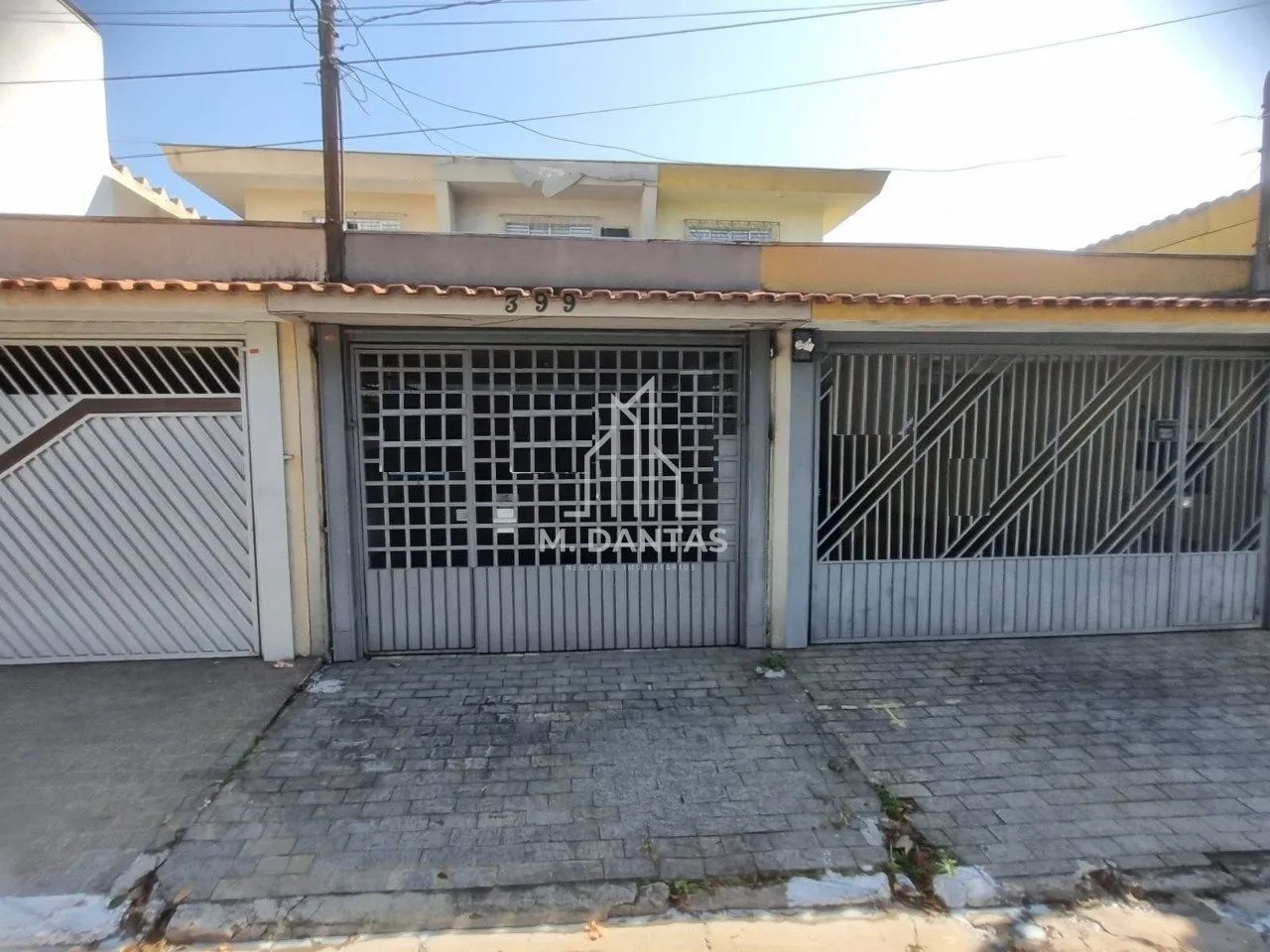 Casa na Cidade Dutra 180m² 02 Quartos 01 vaga