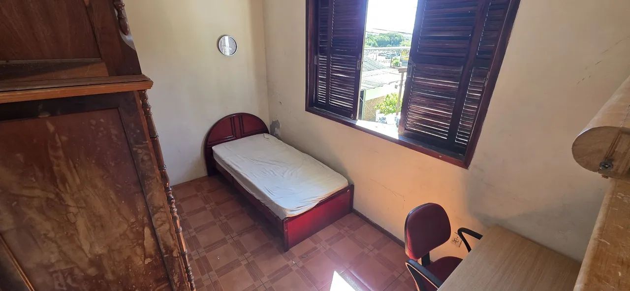 Alugo quarto individual para homens em republica prox a ufsc