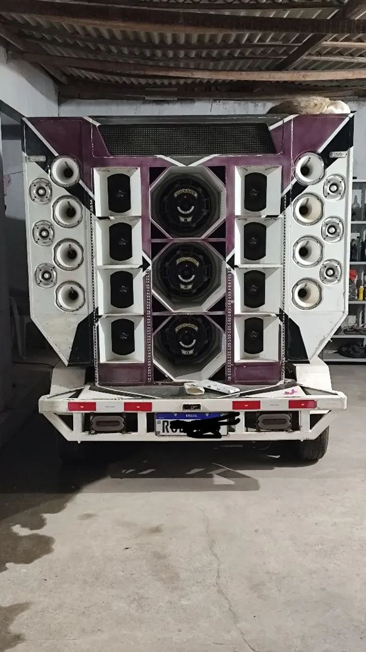 Vendo paredão/ carretinha