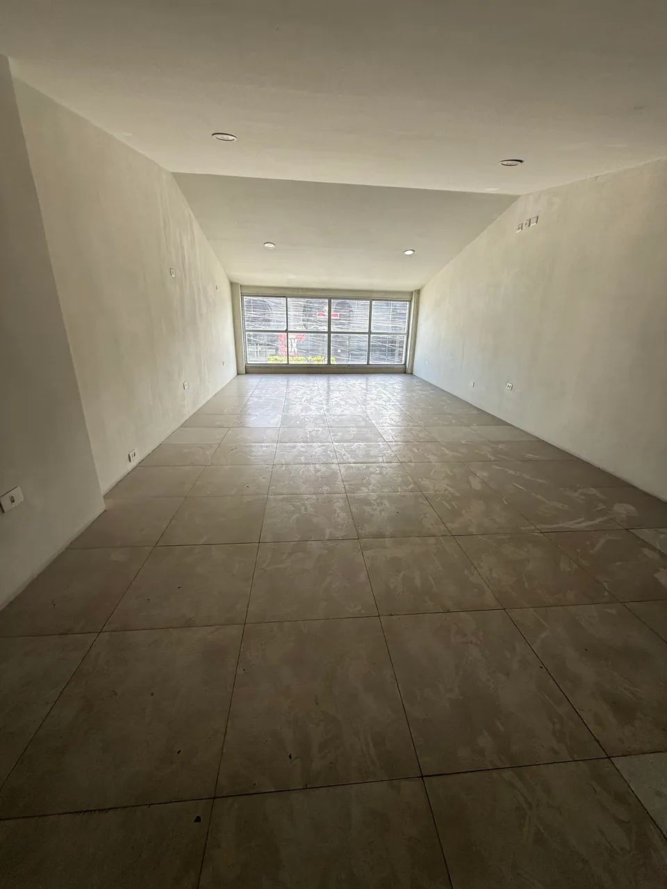 Loja / prédio comercial na Av. 17 de Agosto, 207 m² - Foto 5