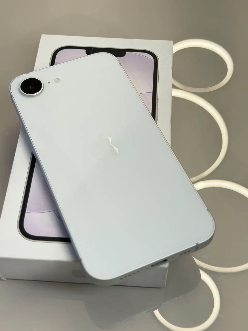 iPhone 17E 256GB Branco Novíssimo - Foto 3
