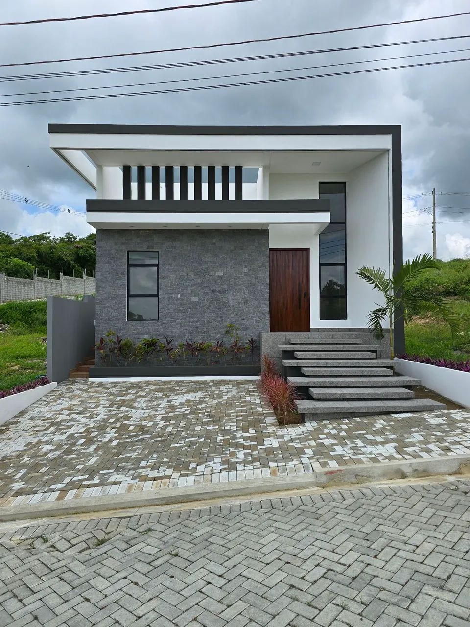 SKYVILLE 