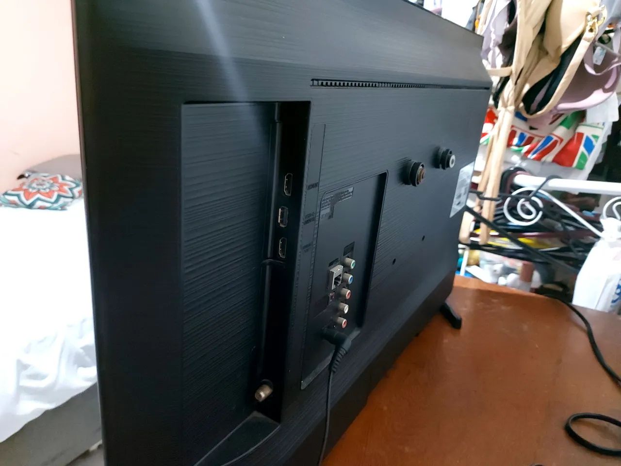 Vemde-se TV Samsung Smart 32 polegadas 