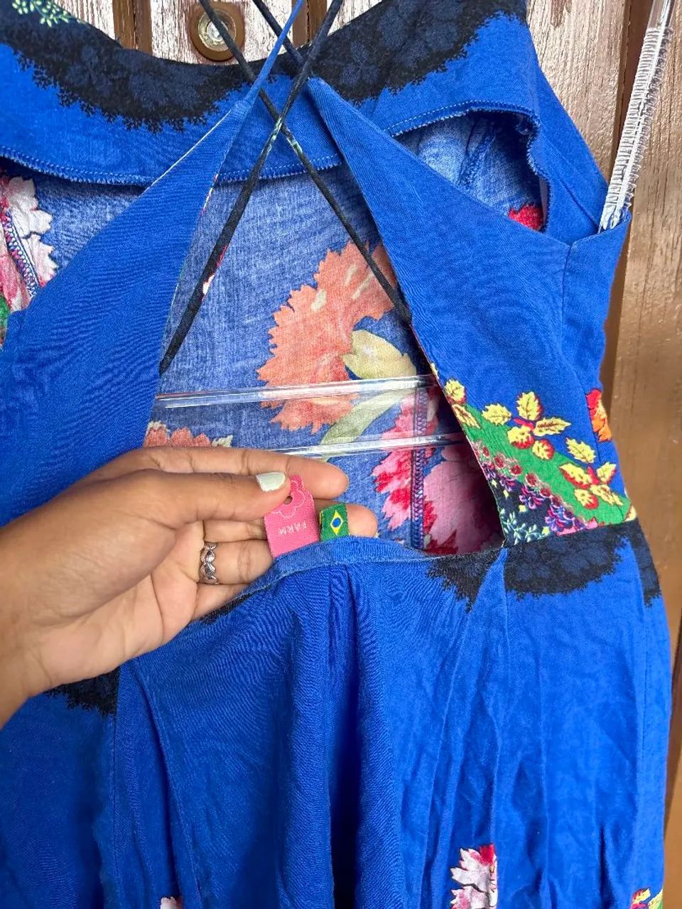 vestido farm azul estampado floral - Foto 5