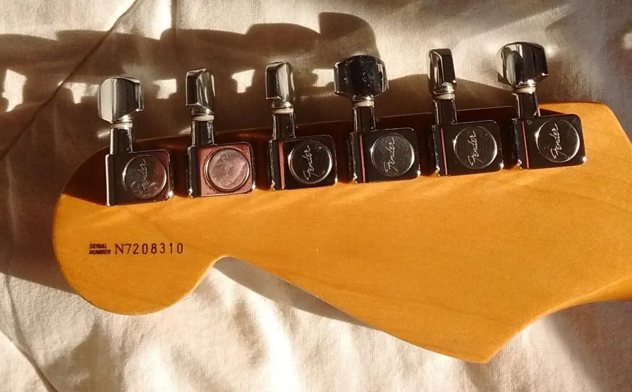 Fender Stratocaster USA - Foto 3
