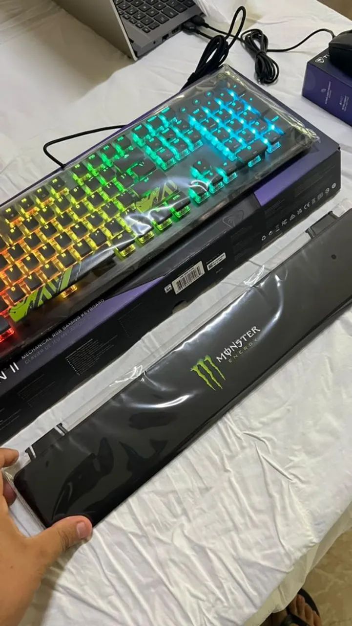 Kit exclusivo,teclado e mouse,edição monster - Foto 2