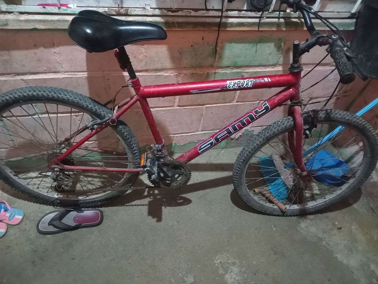 Bicicleta 200 pra vender logo
