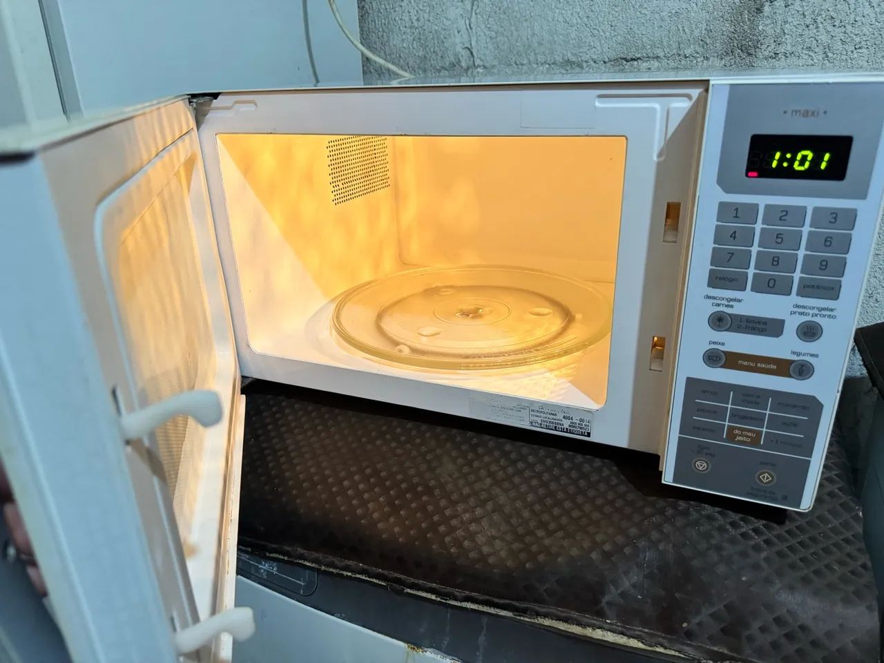 Microondas 31 litros Brastemp  - Foto 3