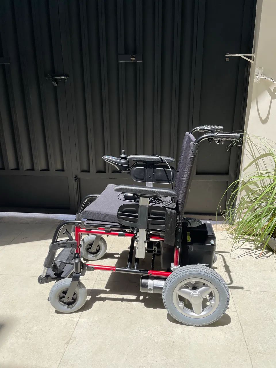 Cadeira de Rodas Motorizada Ortografa - Assento 46cm (ZERADA / NUNCA USADA)