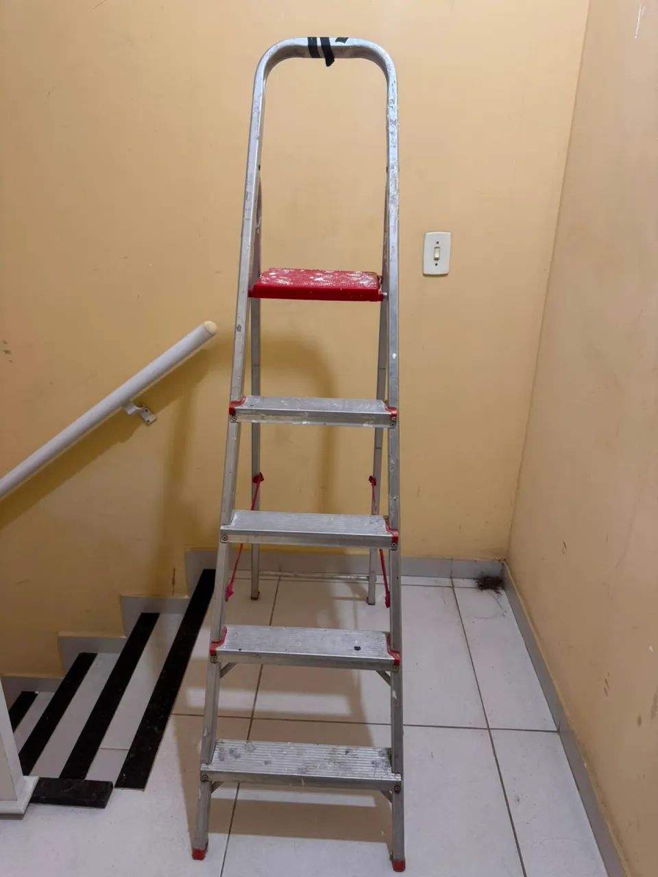 Escada alumínio  - Foto 3