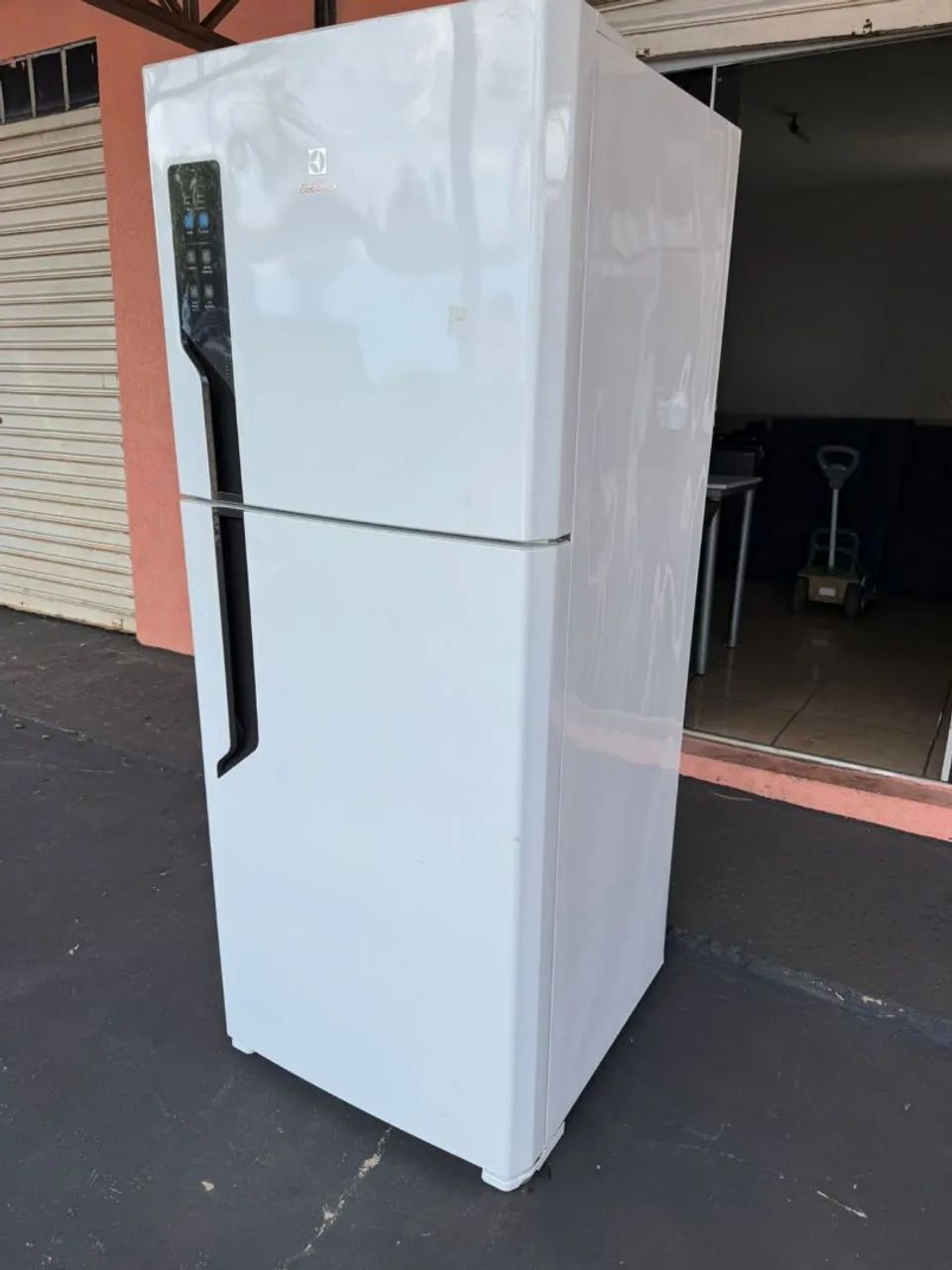 Geladeira grande Boa barato entrego dou garantia  - Foto 2