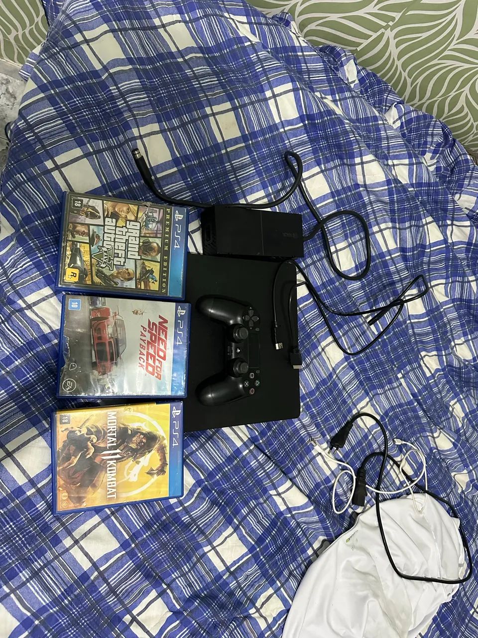 PS4 Slim 1 TB - Foto 4