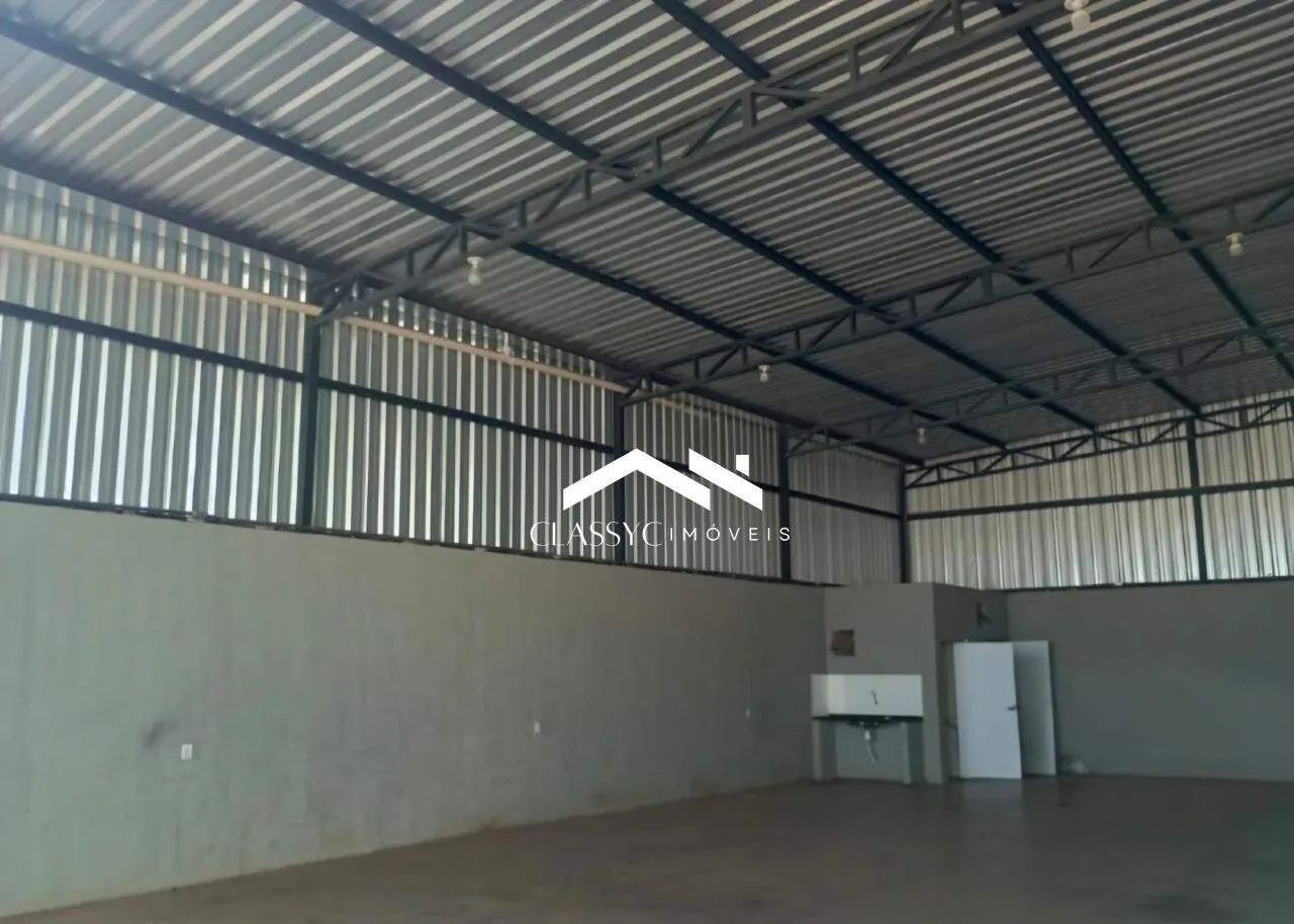 Galpão com 175m² útil, 2 banheiros acessíveis | Uberlândia - MG - Foto 2