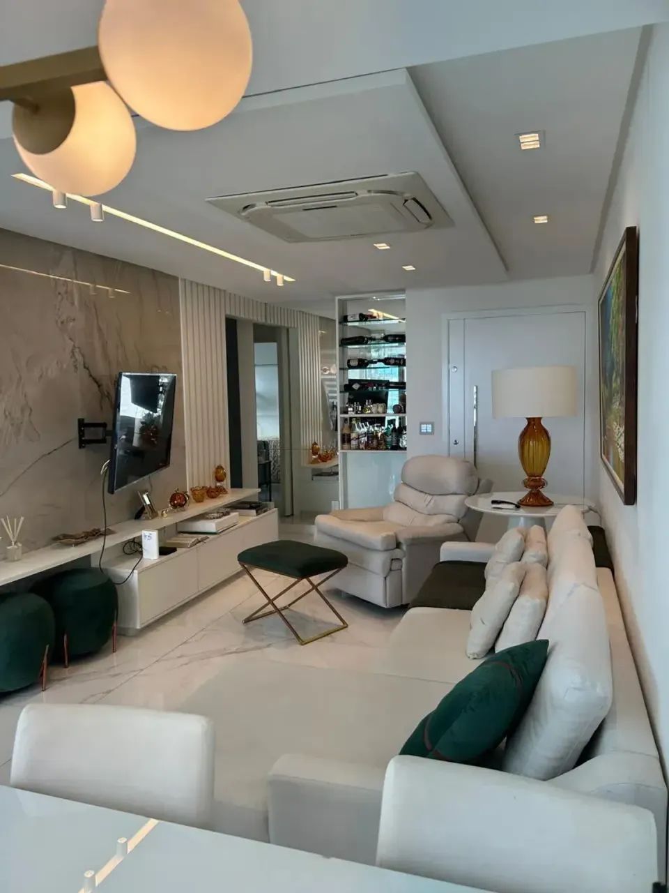 LINDO E MARAVILHOSO APARTAMENTO