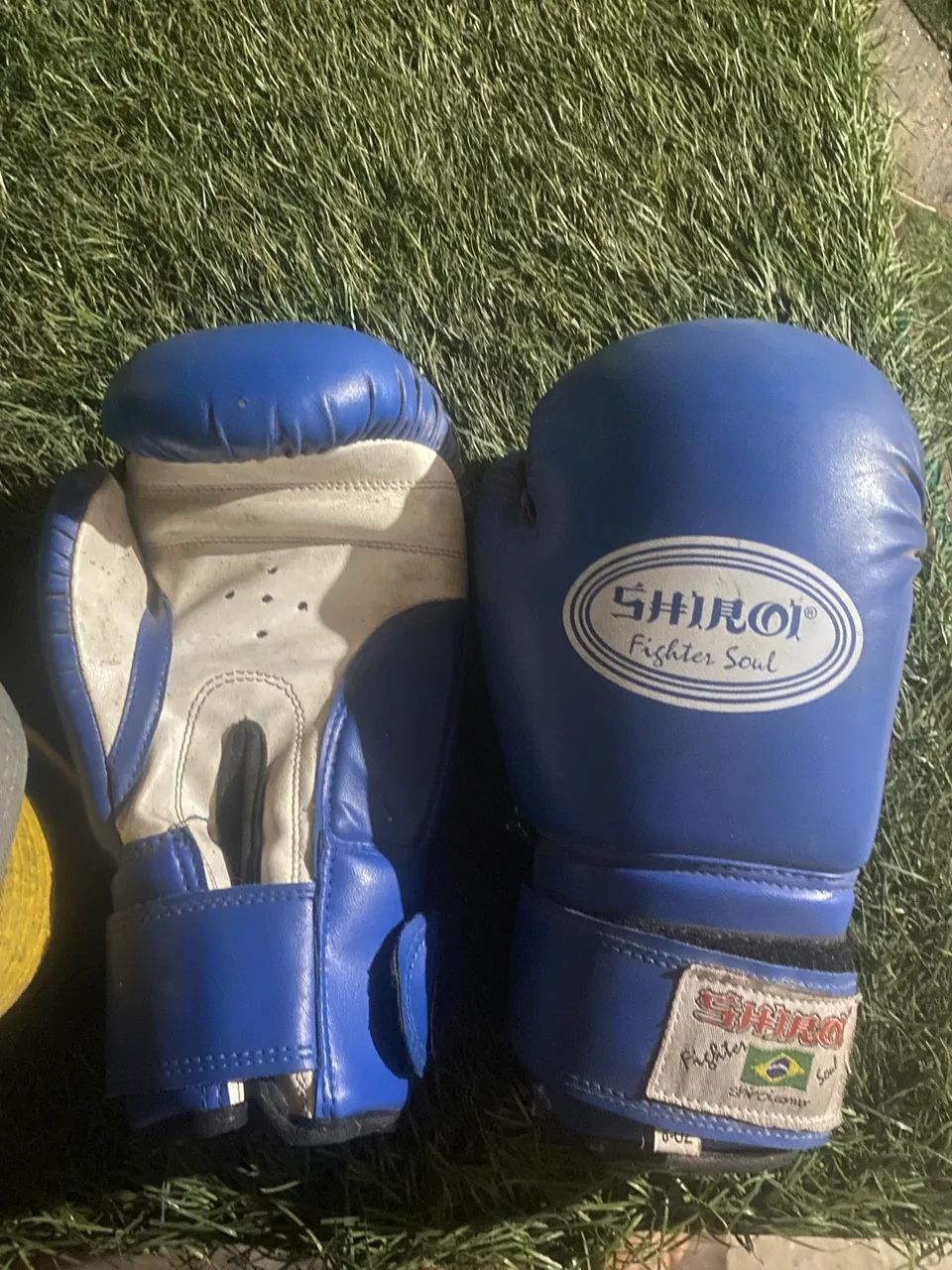 Luva SHIROI 8-OZ para prática de Boxe / Muay Thai COM ATADURA - Foto 4
