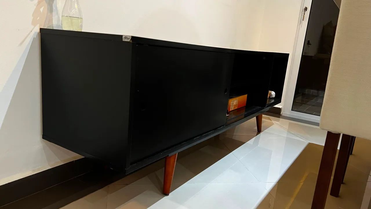 Rack para sala preto