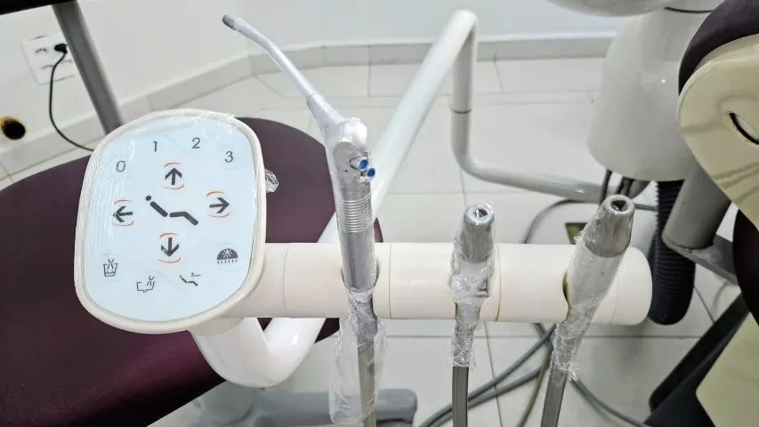 Cadeira e equipo odontologico  - Foto 3