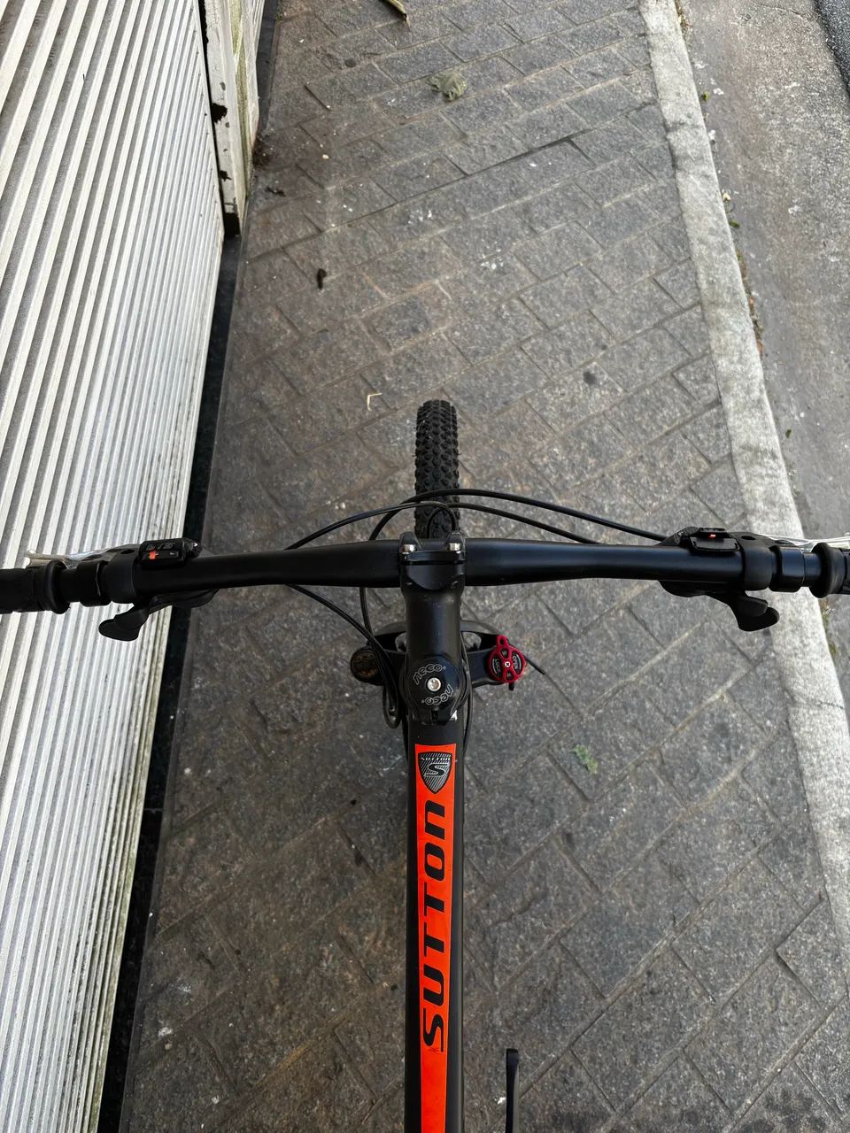 Bicicleta MTB aro 29 Sutton - Foto 6