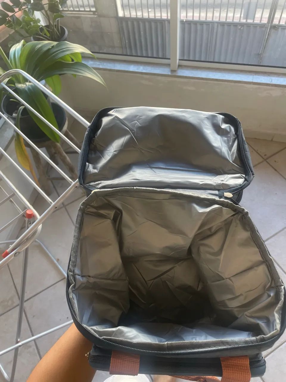 Bolsa Térmica Grande 2 Compartimentos - Excelente Estado - Foto 3