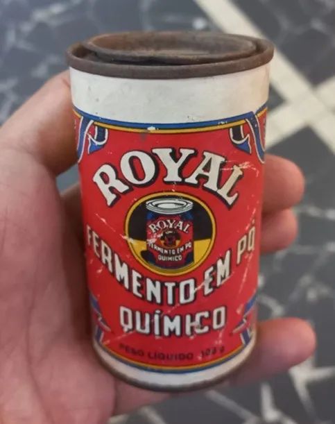 Lata de Fermento antiga