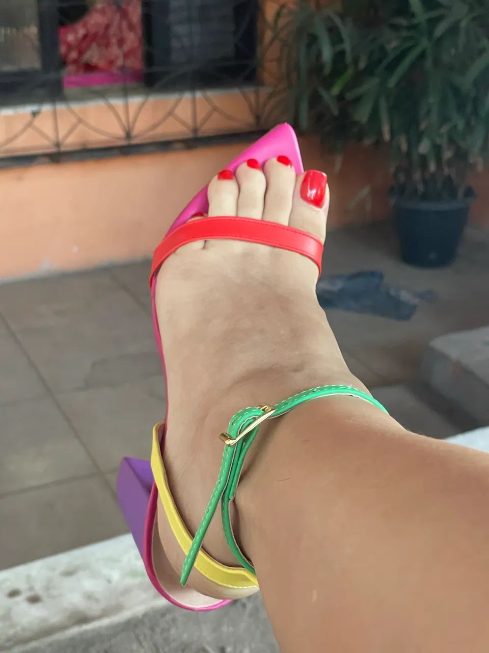 Sandália Alta