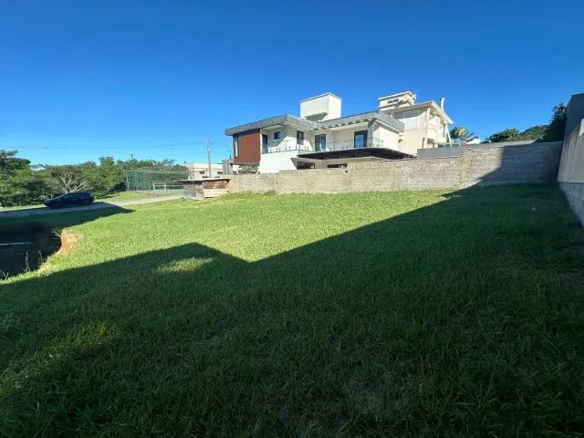 TERRENO EM COND FECHADO