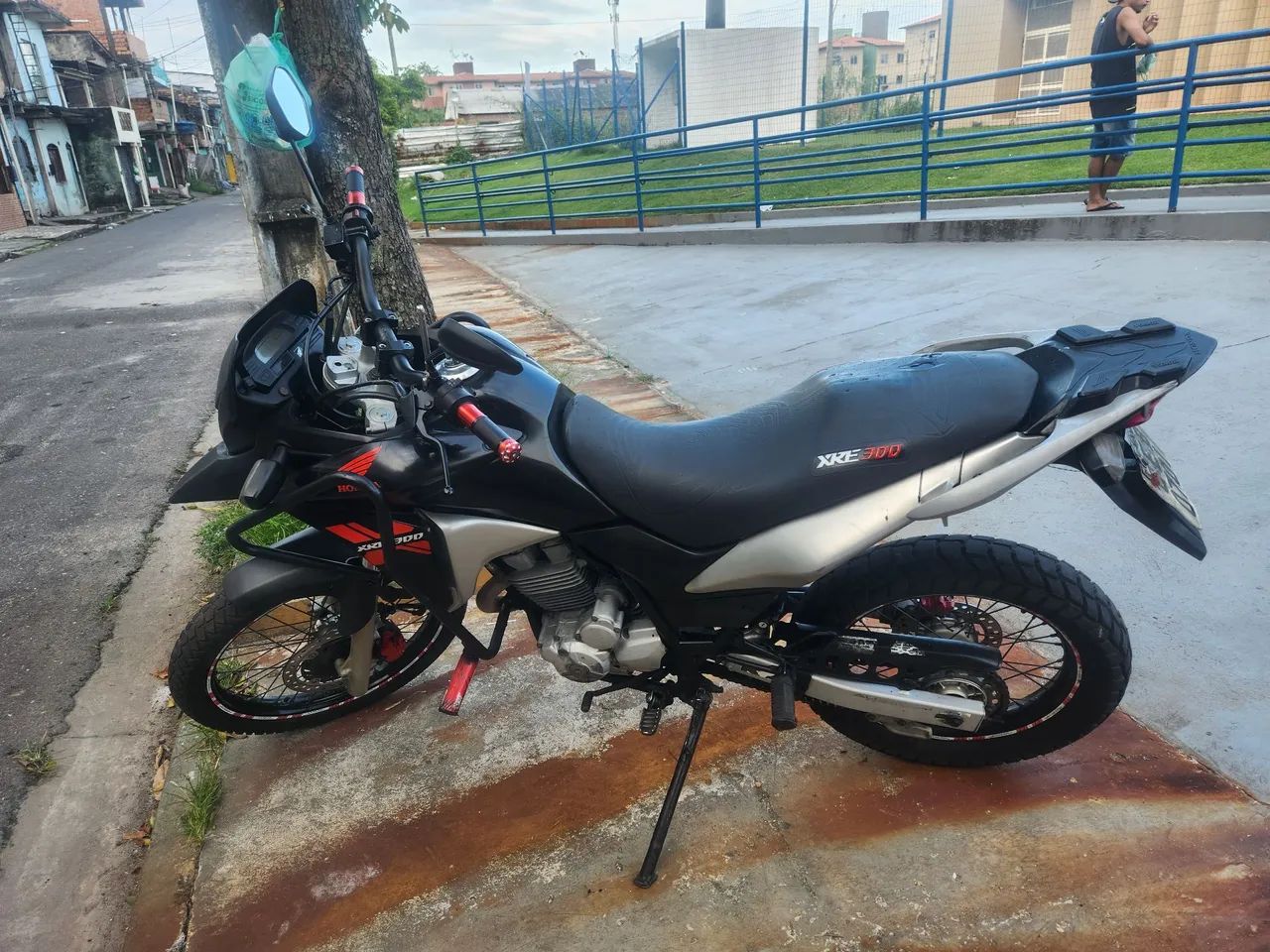 XER 300 - Foto 2