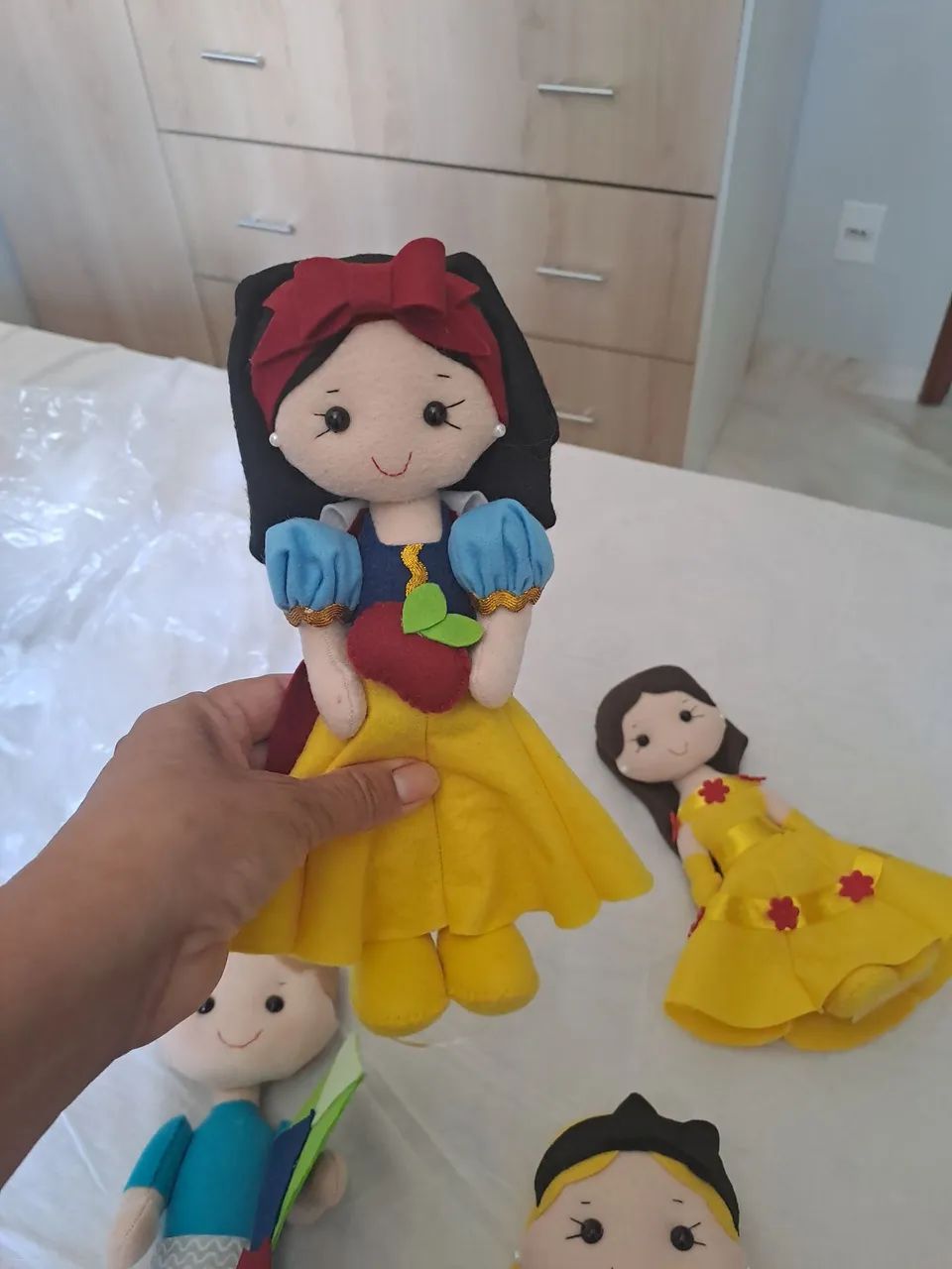 Bonecas princesa em feltro  - Foto 4