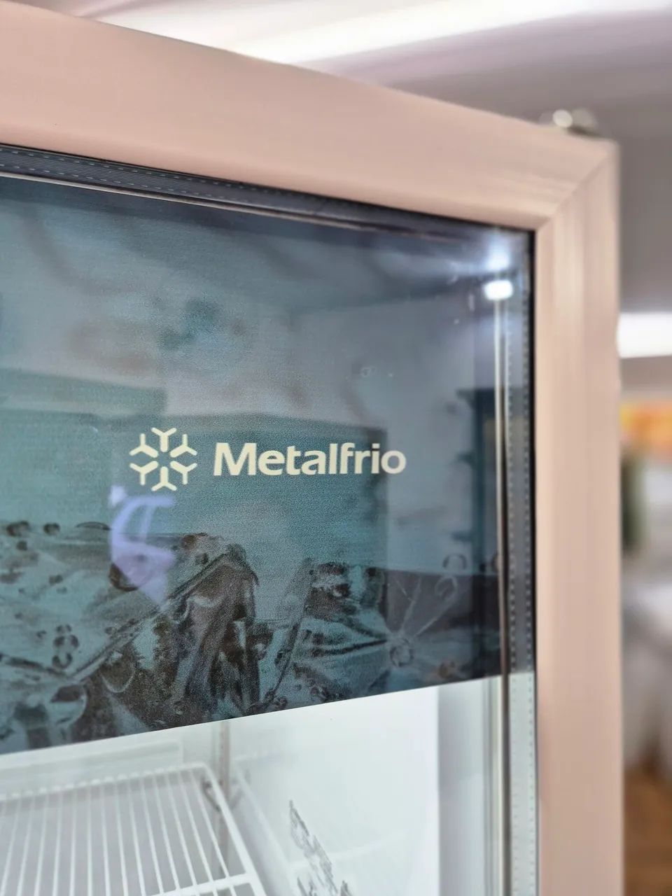Expositor Metalfrio 400 litros  - Foto 4