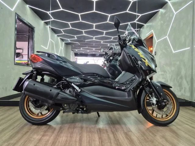 YAMAHA XMAX 250 - Foto 3