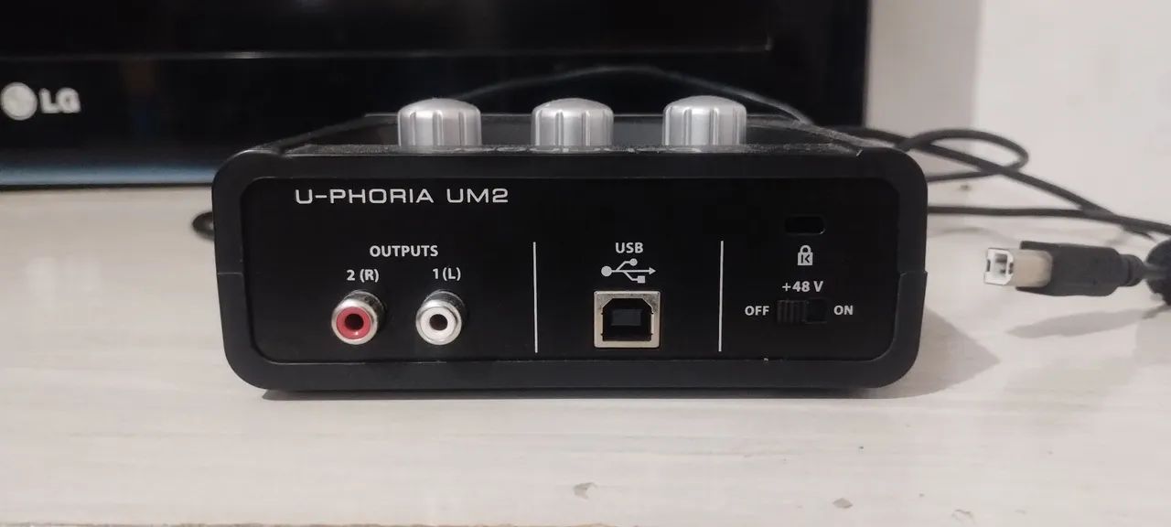 Behringer U-PHORIA UMC2  - Foto 4
