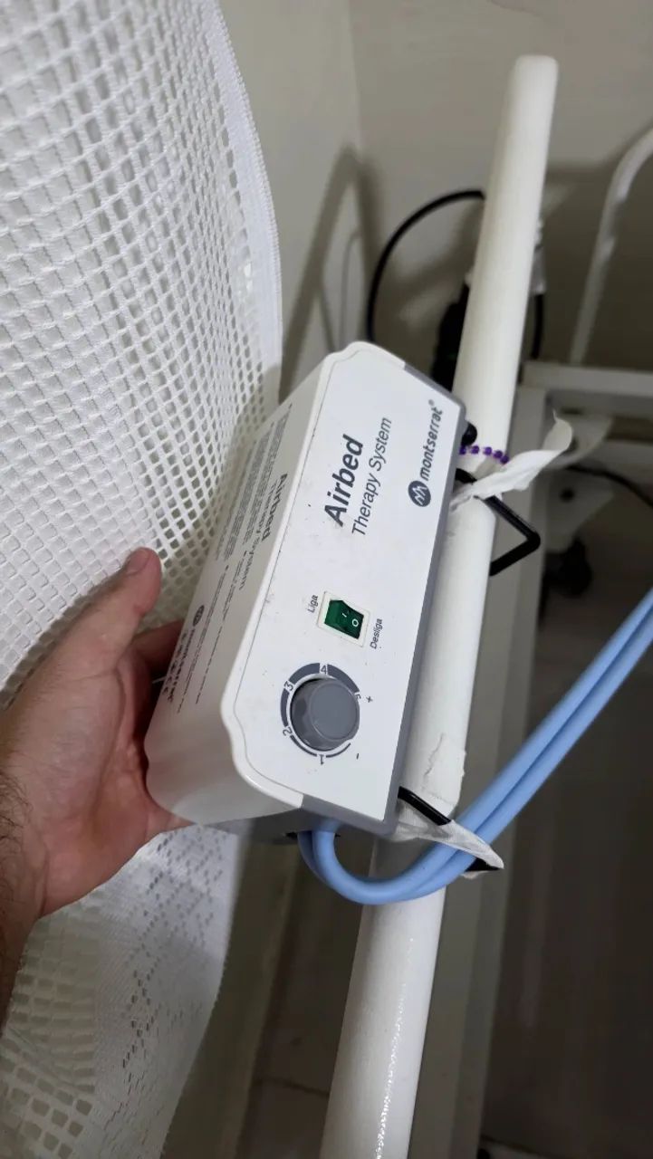 Cama hospitalar elétrica com colchão pneumático - Foto 2