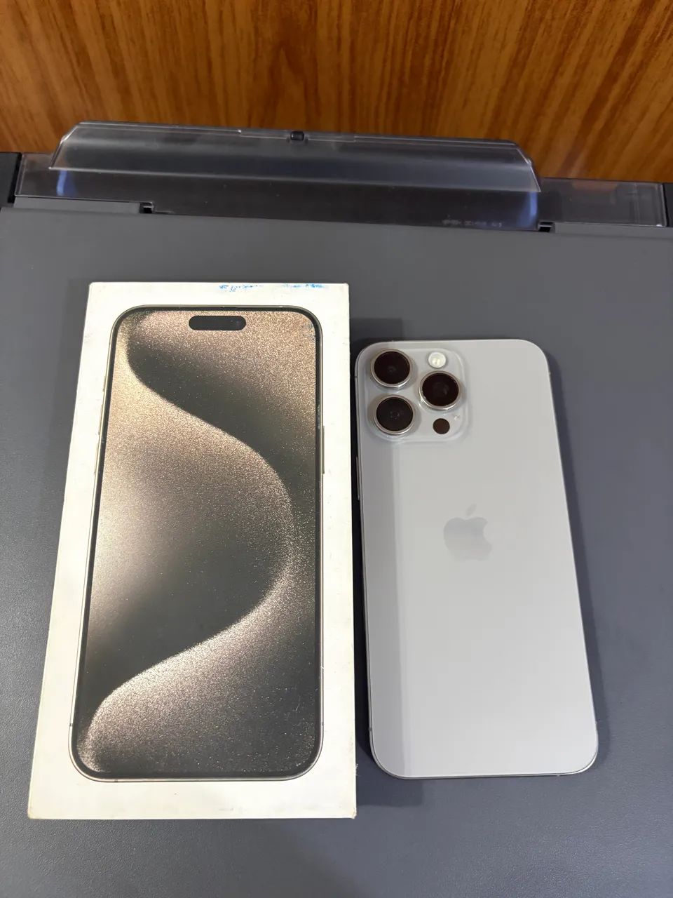 iPhone 15 pro Max 256gb - Celulares e Smartphones - Bonsucesso