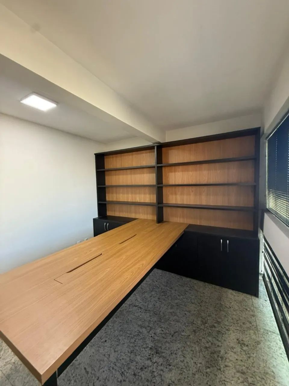 Alugo Escritório mobiliado, Rua 4A Centro Empresarial Vicente Pires - Foto 3