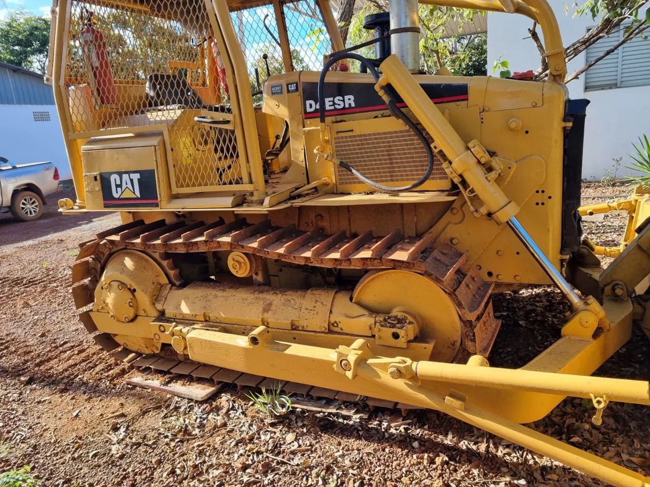 CATERPILLAR D4ESR