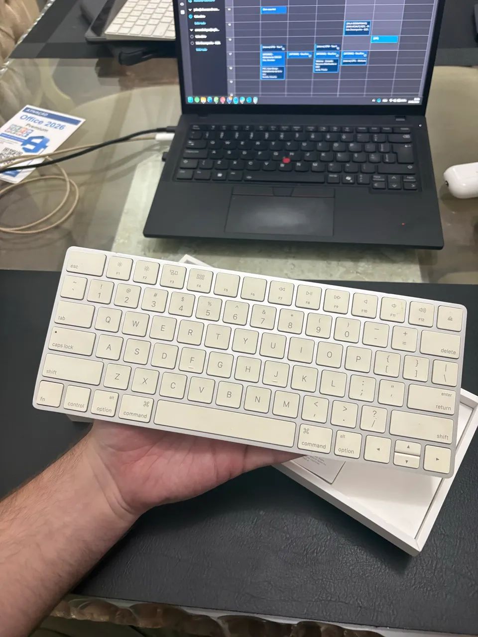 Teclado Apple Magic Keyboard com caixa - Foto 2