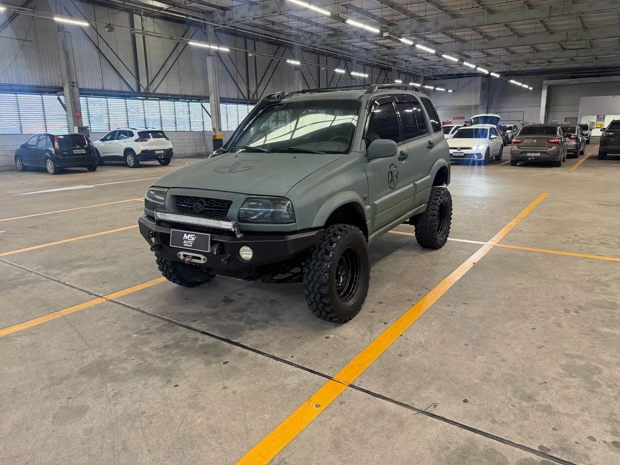 Suzuki Grand Vitara 2.0 16V 4x2/4x4 5P Mec. 2000