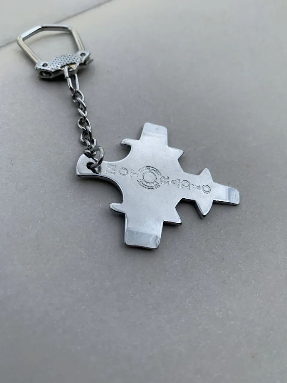 Chaveiro Antigo Motoradio - Anos 70 - Metal Vintage R$179 - Foto 3