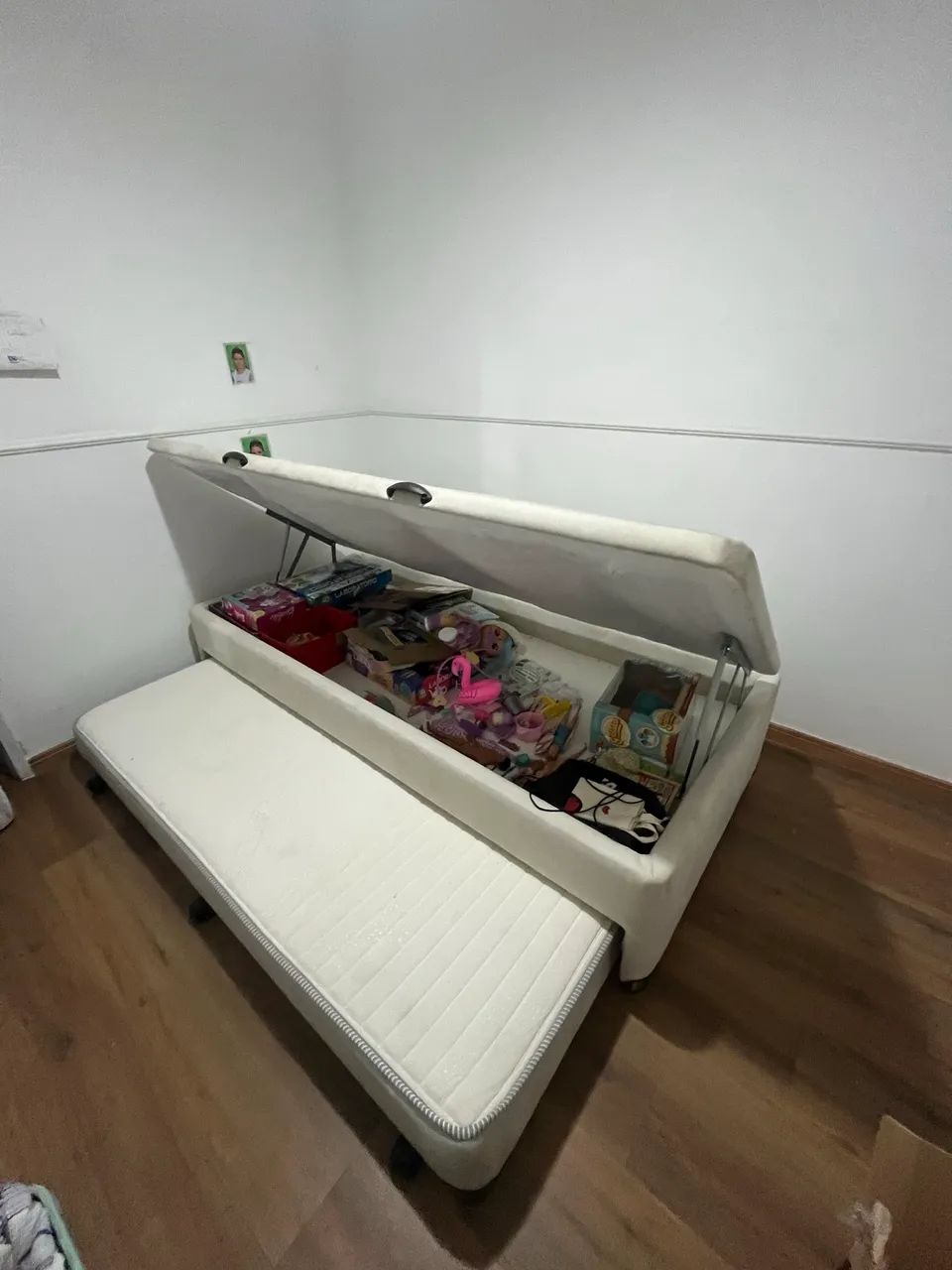 Cama solteiro baú com cama auxiliar 