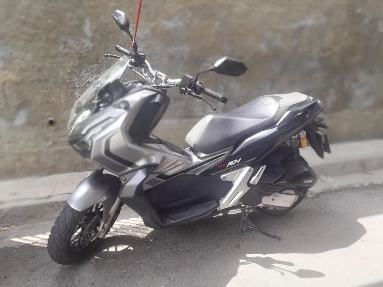Moto em estado de zero devido o cuidado e o pouco uso  - Foto 2