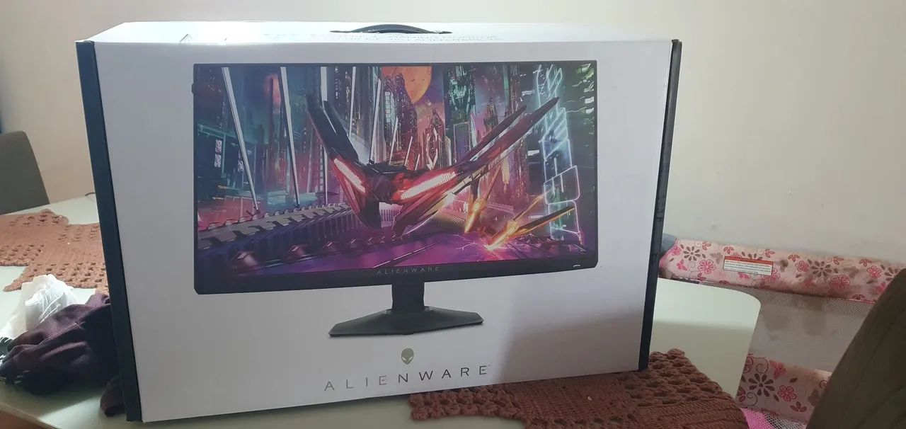  alienware 360hz troco em iphone ou notebook gamer