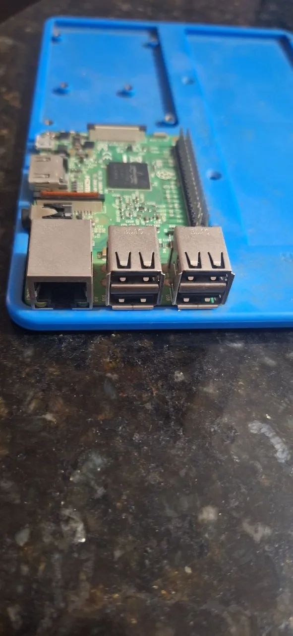 Raspberry Pi 3 + Case SunFounder + Cartão SD - Foto 2